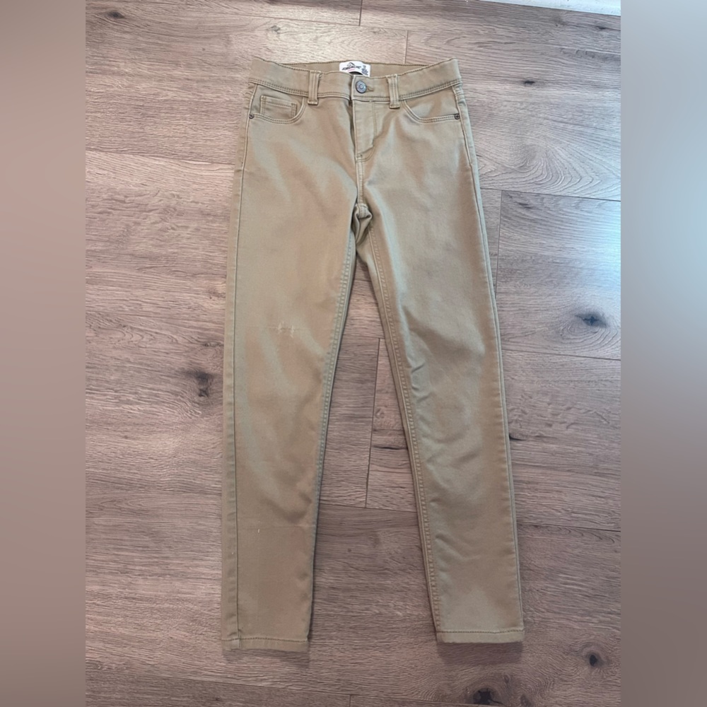 Khaki uniform pants for girl.